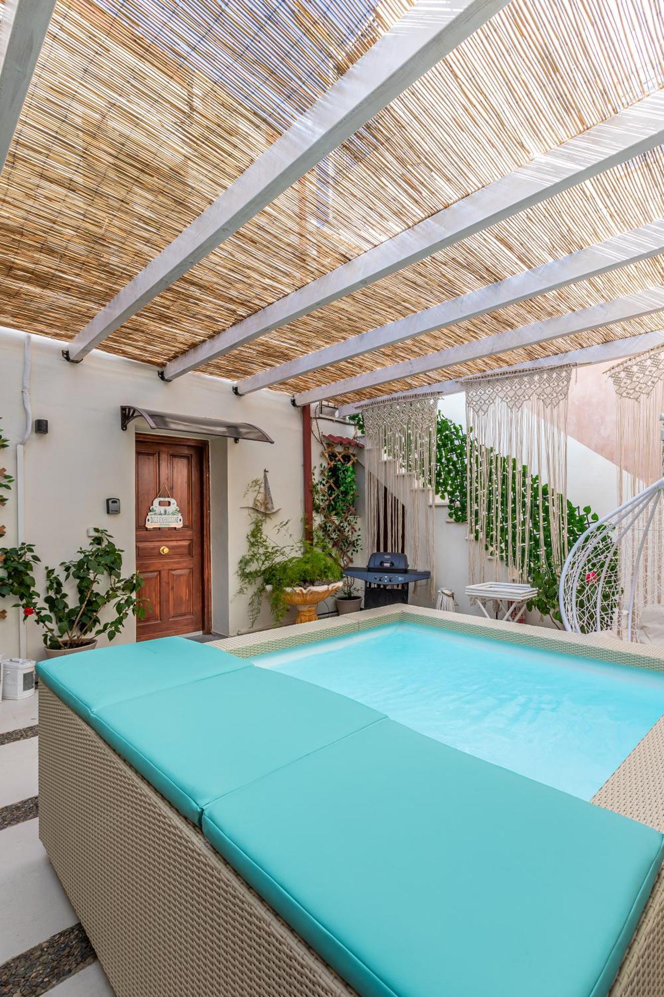 Belle Epoque Halepa's House & Chania (Crete)
